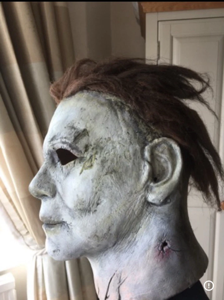 MICHAEL MYERS 2018 Mask (Overhauled) & FULL OUTFIT , Overalls, Tee & Knife inc. - Image 2 of 4