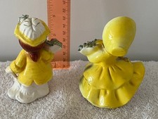 Yellow Ceramic Collectible 1950-1959 Time Period Manufactured