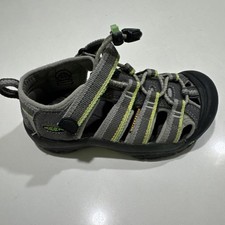 KEEN Newport H2 Water Proof Sandal Kids Size 11 Closed Toe Arch Support