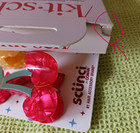Kitsch Cherry Pattern Satin Pillowcase Standard Plus Scunci Claw Clip Set Fruit — photo 10