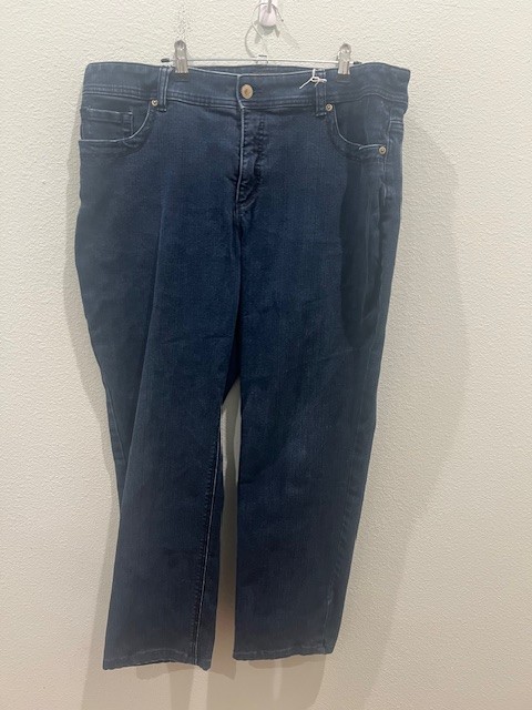 So Slimming by Chico's Women's Size 2.5 Indigo Jeans w/ embellished pockets
