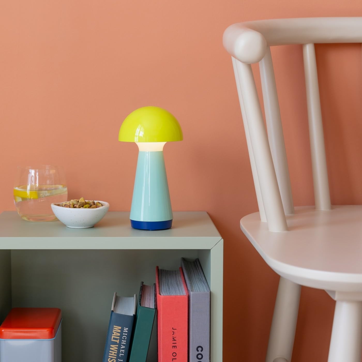 Lampe de table Bobbi jaune en métal avec tête orientable pour lecture