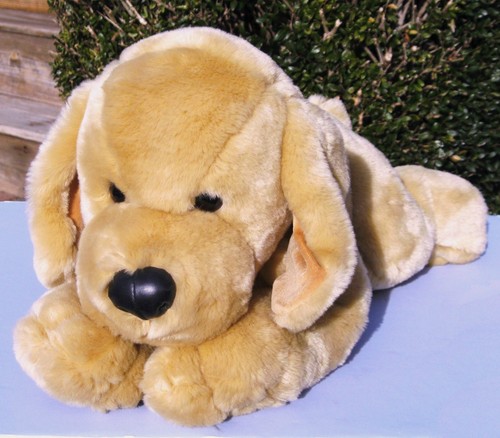 COMMONWEALTH 19" Lying AMARILLO LABORATORIO Labrador Retriever Cachorro Perro Peluche - Imagen 4 de 7