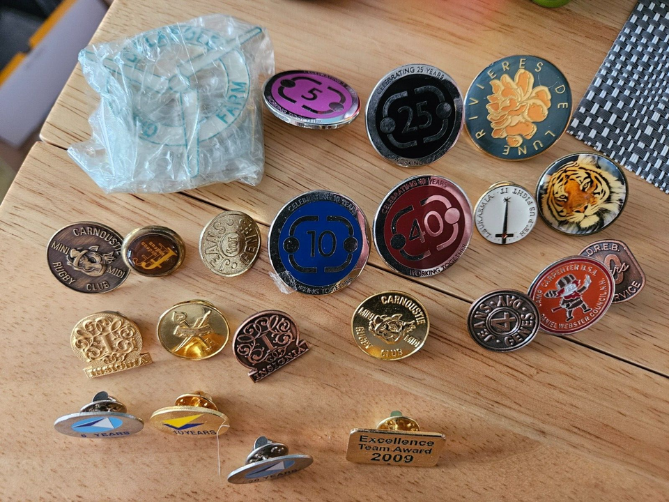 JOB LOT OF 77 CHARITY LAPEL PINS AND BADGES MIXED STYLES & MATERIALS