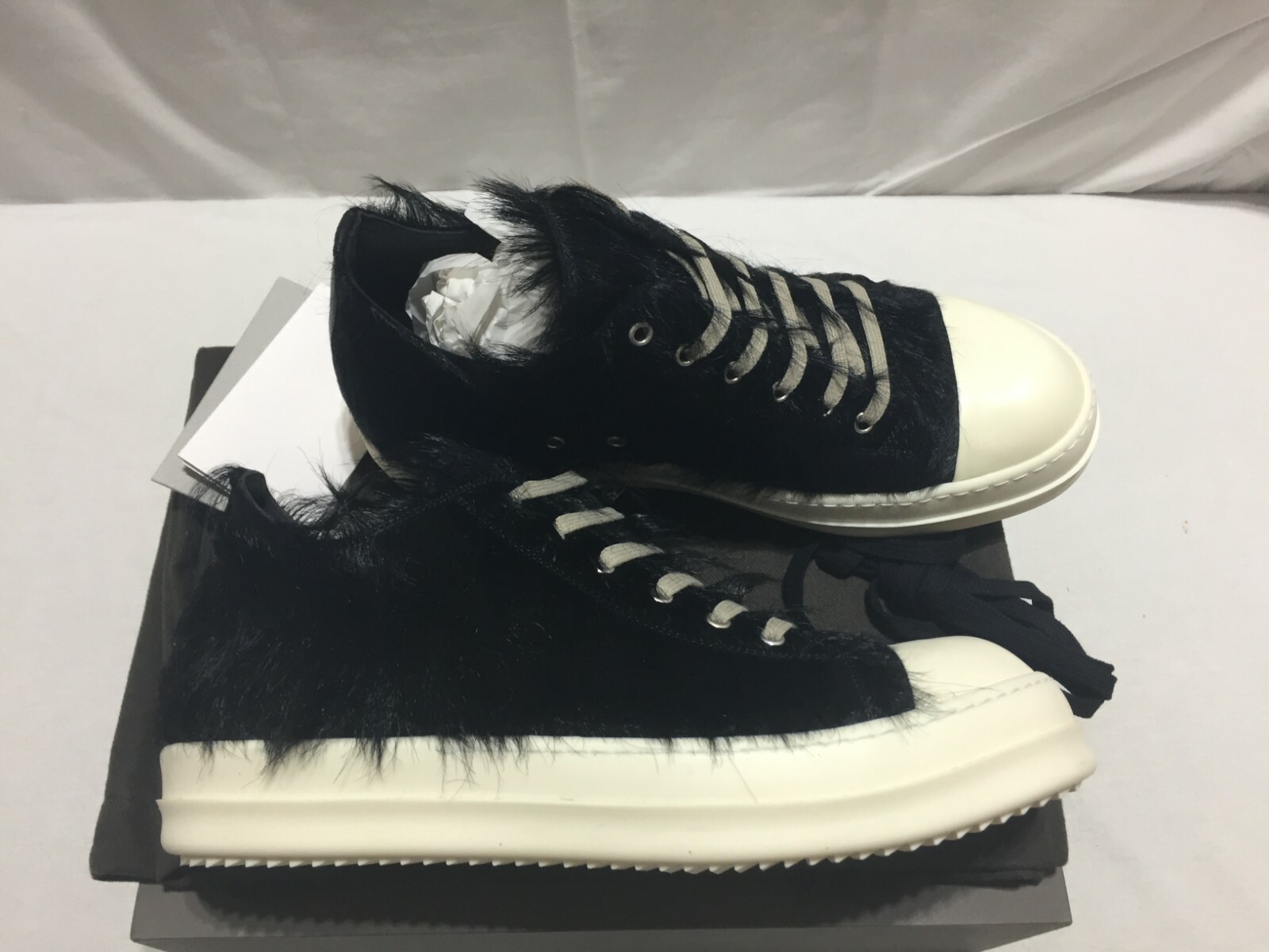 B100 RICK OWENS Long Hair Pony Low-Top 