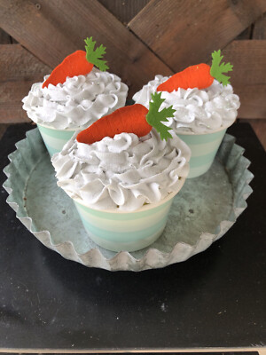 Fake carrot Cup Cakes, Prop Decoration, Fake Cakes, Fake Desserts, Easter decor