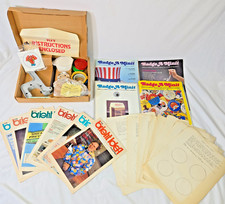 Badge A Minit Hand Press Button Maker VTG 1986 Original Box With Accessories