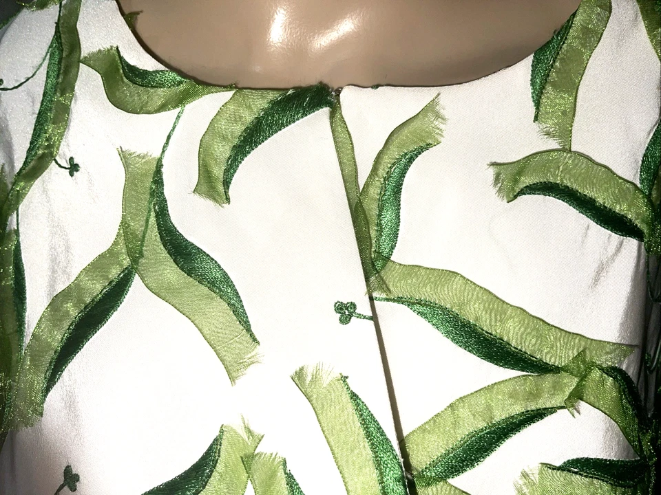 Oscar de la Renta 2011 Pasarela Cinta Verde Bordada Seda Bolero Capa Top OS Foto 2 de 4