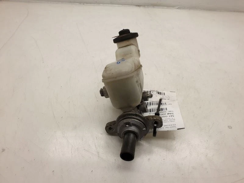 08-10 SCION XD 1.8L 4CYL TRACCIÓN DELANTERA FRENO CONJUNTO CILINDRO MAESTRO Foto 2 de 4