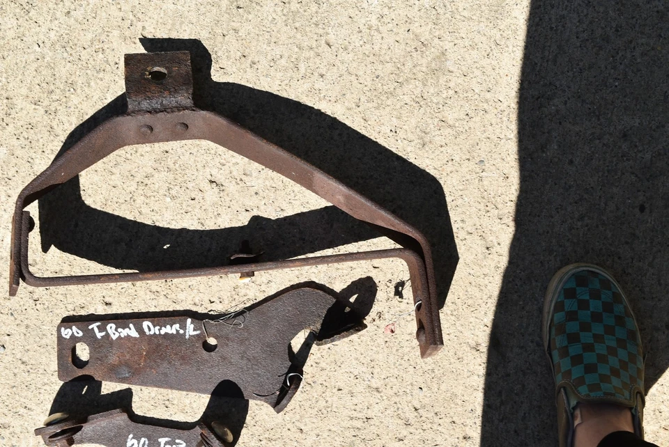 Оригинальные кронштейны для заднего бампера 1958 1960 Ford Thunderbird LH 58 59 60 1959 - Изображение 4 из 4