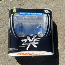 Sylvania Silverstar Zxe 9006 Headlight Hid Attitude Xenon Fueled 2 Bulbsnew Sylvania Silverstar Zxe 9006 Headlight Hid Attitude Xenon Fueled 2 Bulbsnew