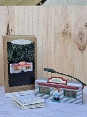 Hallmark 1995 Santa's Diner Magic Light Keepsake Xmas Ornament