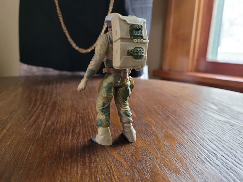 Star Wars Power Of The Force Endor Rebel Soldier - Picture 3 of 4
