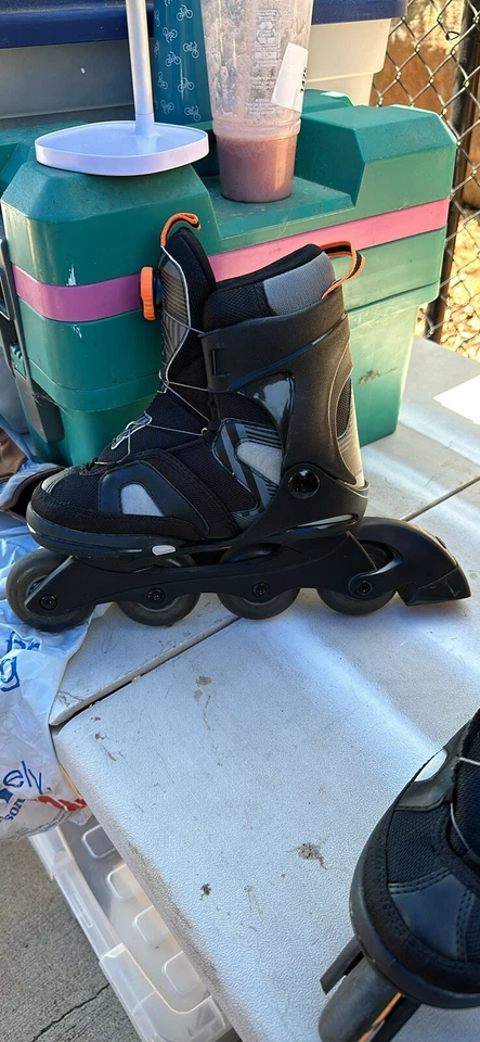 Patines en línea ajustables K2 SK8 Hero Boa usados una vez talla 4-8 Foto 2 de 4