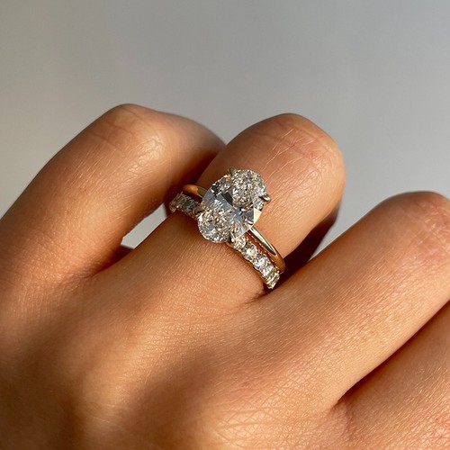 4 Ct Oval-Cut VS1/G Lab Grown Diamond Solitaire Engagement Ring 14k Yellow Gold - Picture 7 of 8