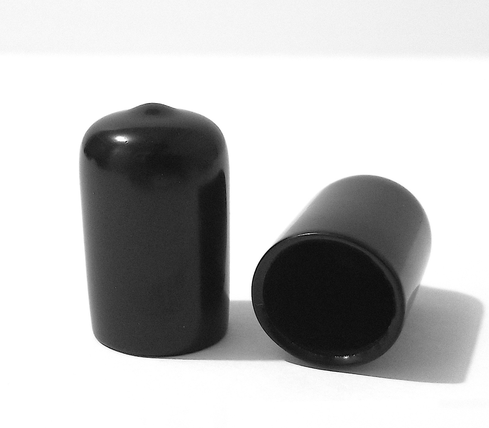 0.625" 5/8" Black Vinyl Rubber Flexible Round Tube Tubing Pipe End