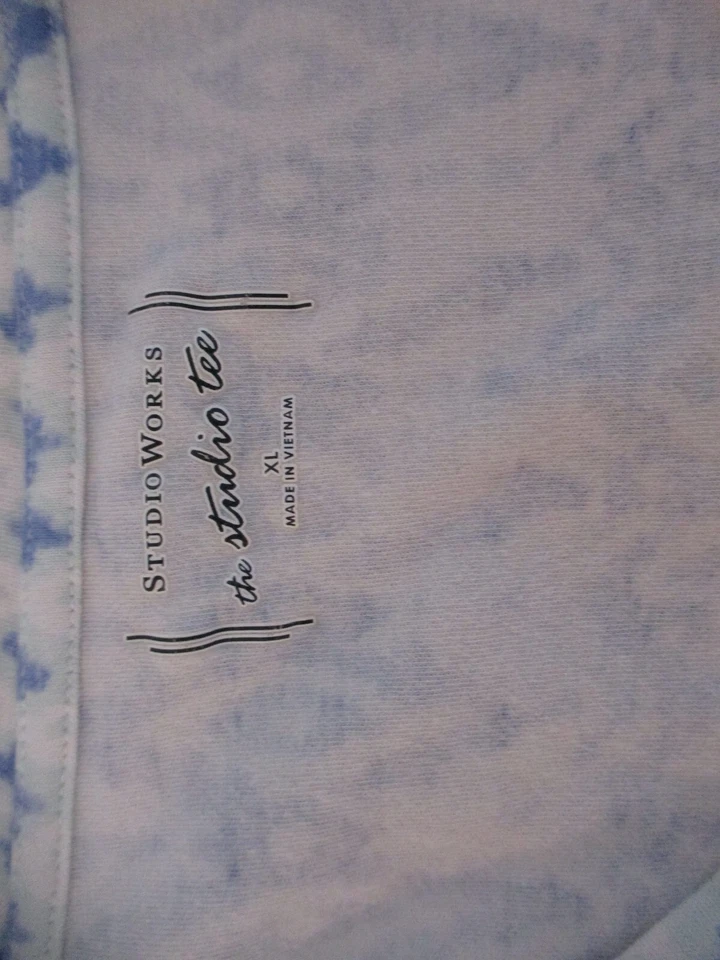 Studio Works Knit Top Size XL Short Sleeve Blue Geometric V Neck - Image 3 of 4