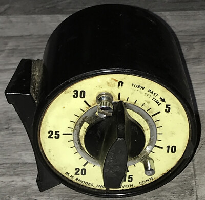VTG  M. H. Rhodes Glow In The Dark Laboratory Mechanical Timer 56440 As Is W8