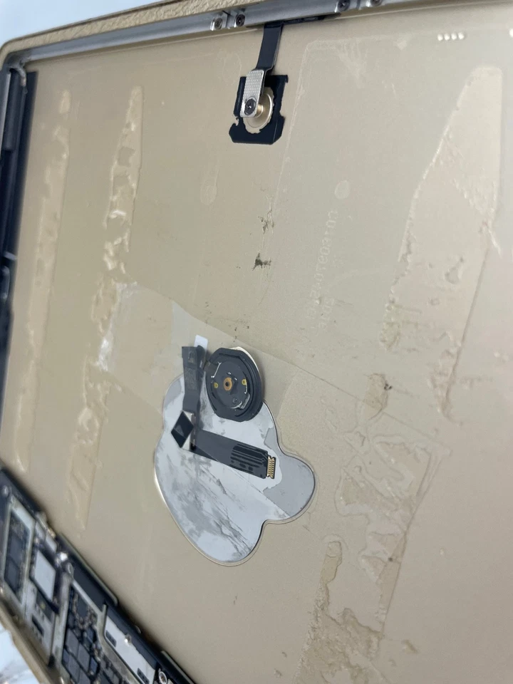 Apple iPad Pro 9.7" (2016) 256GB Cellular Gold - Spares + Repairs Ref1745 - Image 2 of 4