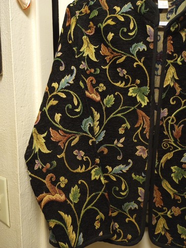 Serengeti Ladies 1X Brocade Jacket Black Background And Floral Decorating Pocket - Picture 7 of 17
