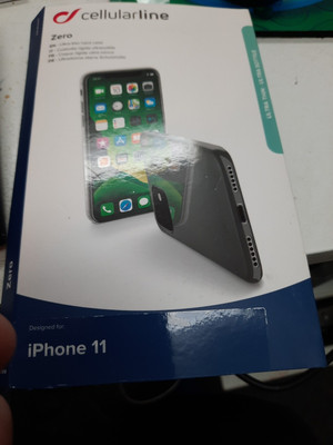 Cellularline Zero Ultra Thin Hardcover Case Transparent Für Iphone 11