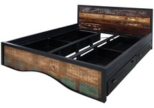ausgefallenes Industrial Altholz Bett mit Schubladen shabby mehrfarbig 180x200