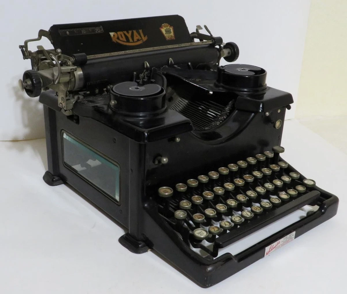 Antique Royal Typewriter In Antique Mercantile, Trade & Factory