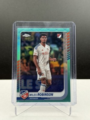Miles Robinson 2025 Topps Topps Chrome Aqua Refractor /199 FC Cincinnati #173