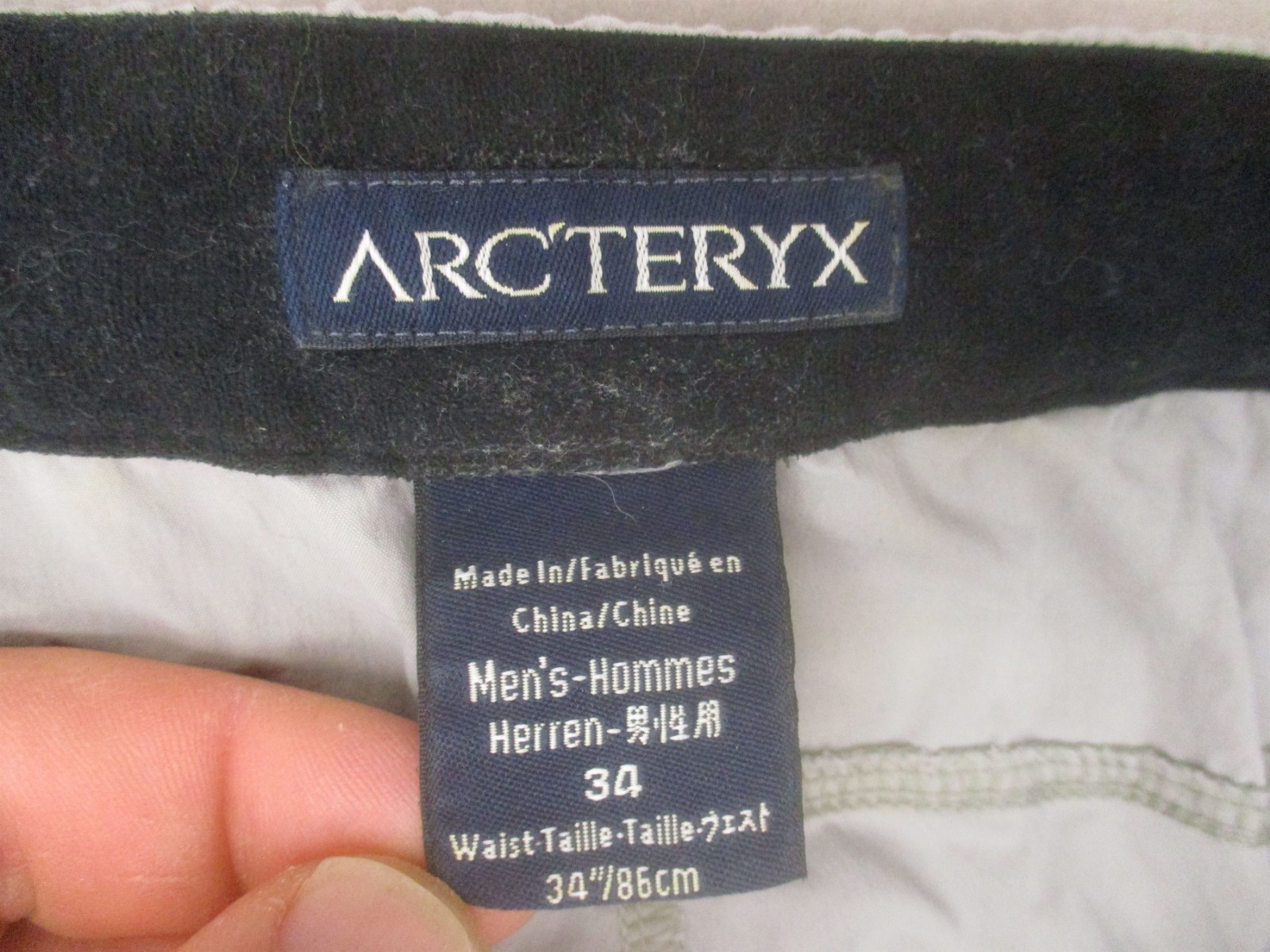 Pantalone Capri ARC'TERYX taglia 34 uomo grigio nylon zip tasche a mosca cintura outdoor 137