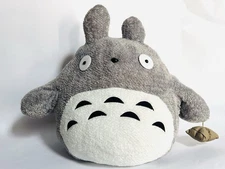 Jumbo XL Ghibli Studio My Neighbor Totoro Plush 26” Sun Arrow Holding Leaf Bag