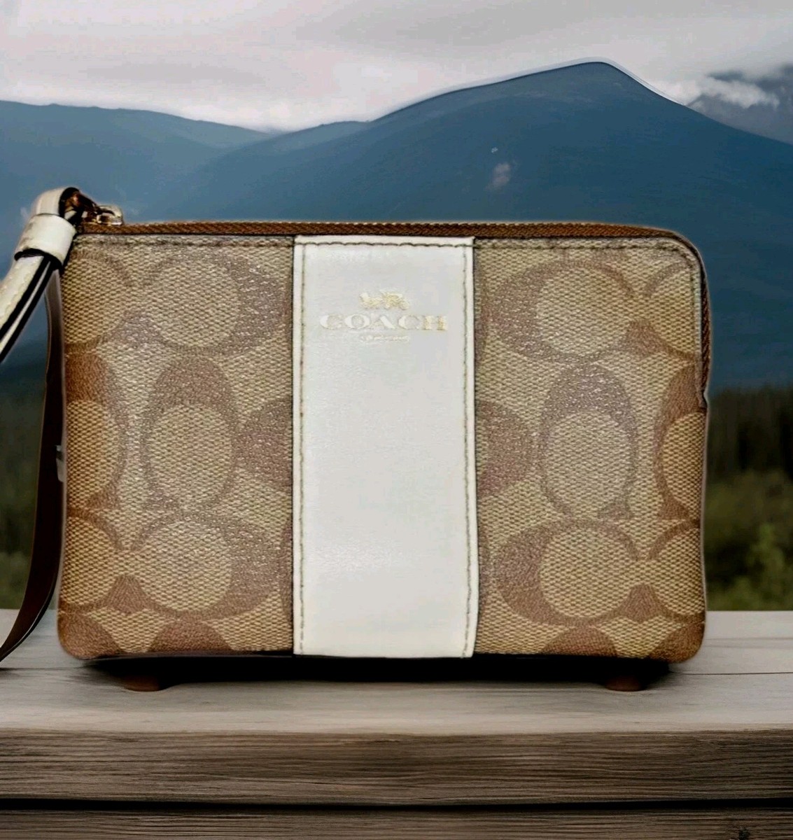 COACH corner zip wristlet in signature khaki/chalk B2091 FS8035 | eBay