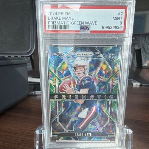 2024 Panini Prizm - Prizmatic Drake Maye #2 Green Wave Prizm (RC)