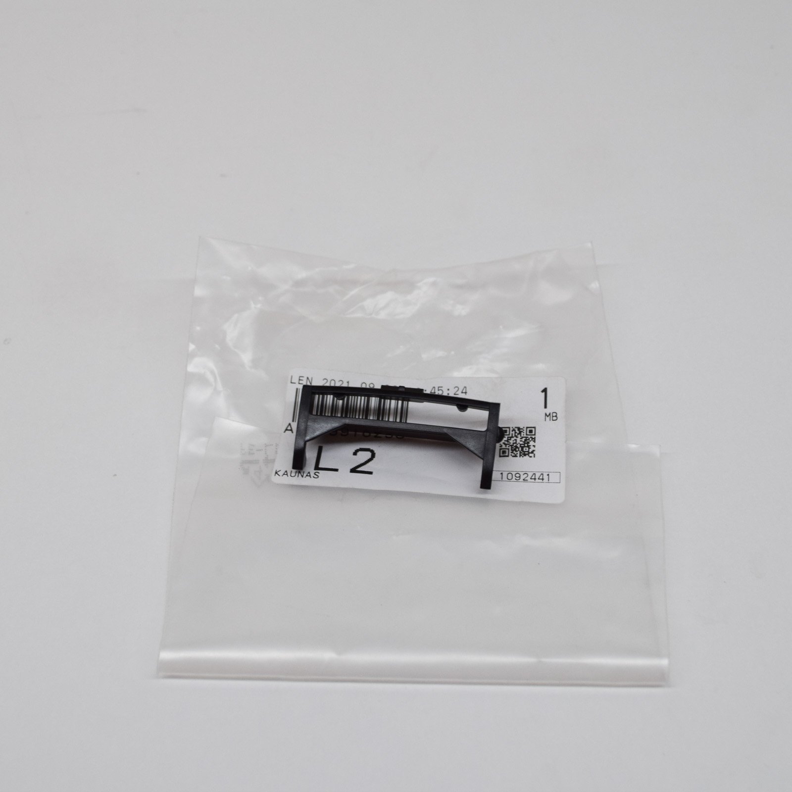 MERCEDES-BENZ C W204 Rear Roof Ornamental Molding Clip A2049910298 