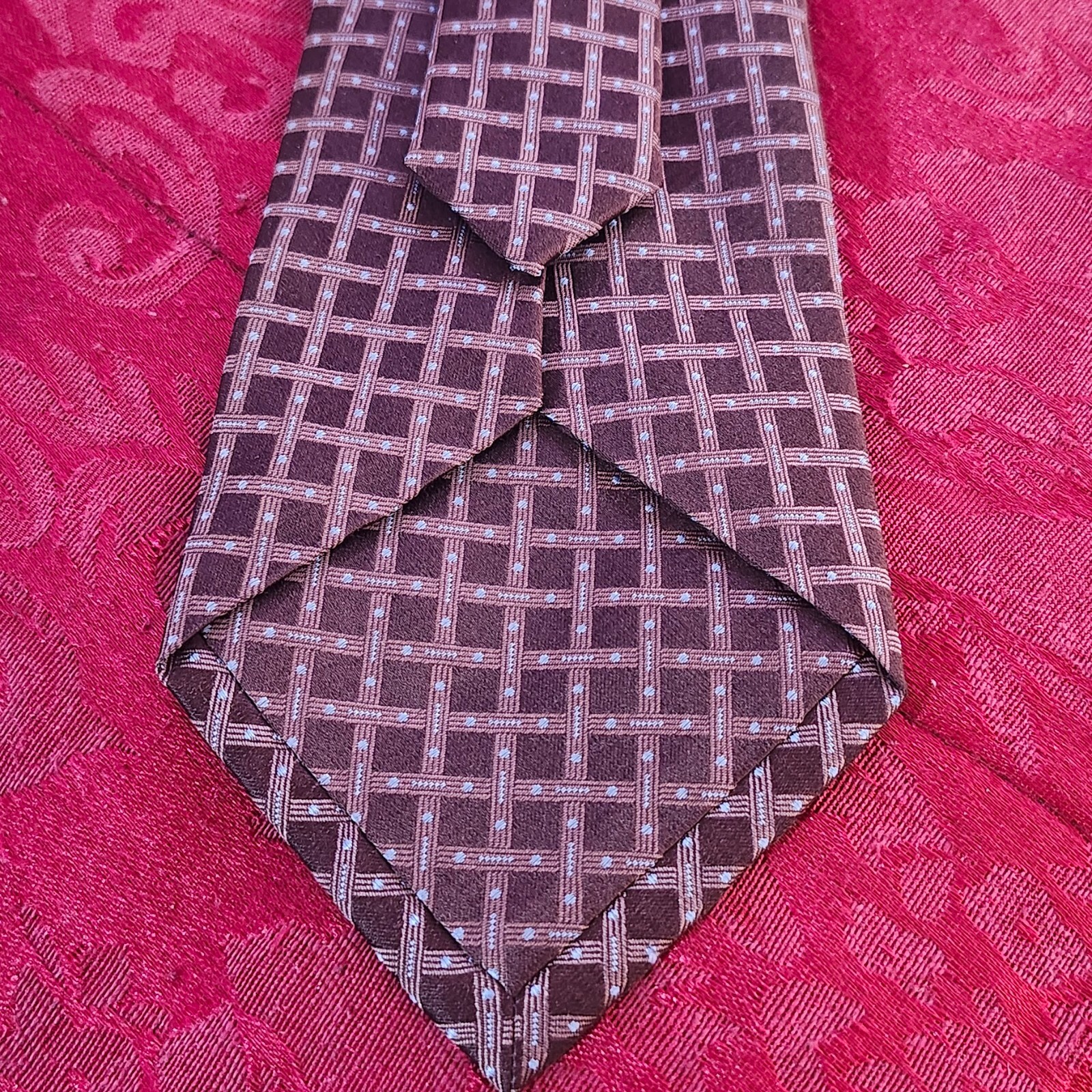 DC By Daniel Craig Brown Geometric Pattern 100% Silk Tie image 5