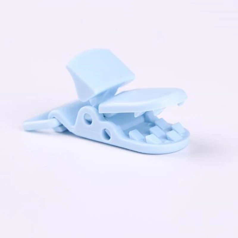 50 PIEZAS Clips para chupete de plástico a granel Soporte para chupete para bebé Clips ficticios Foto 2 de 4