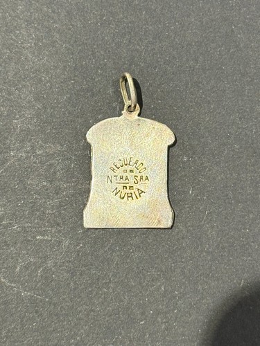 Antique religious medals in SILVER "VIGEN DE NURIA" (2 X 2 CM) - Picture 2 of 2