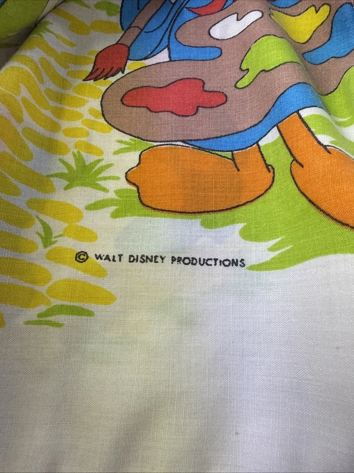 老式迪士尼儿童米老鼠和朋友枕套 — 第 2/4 张图片