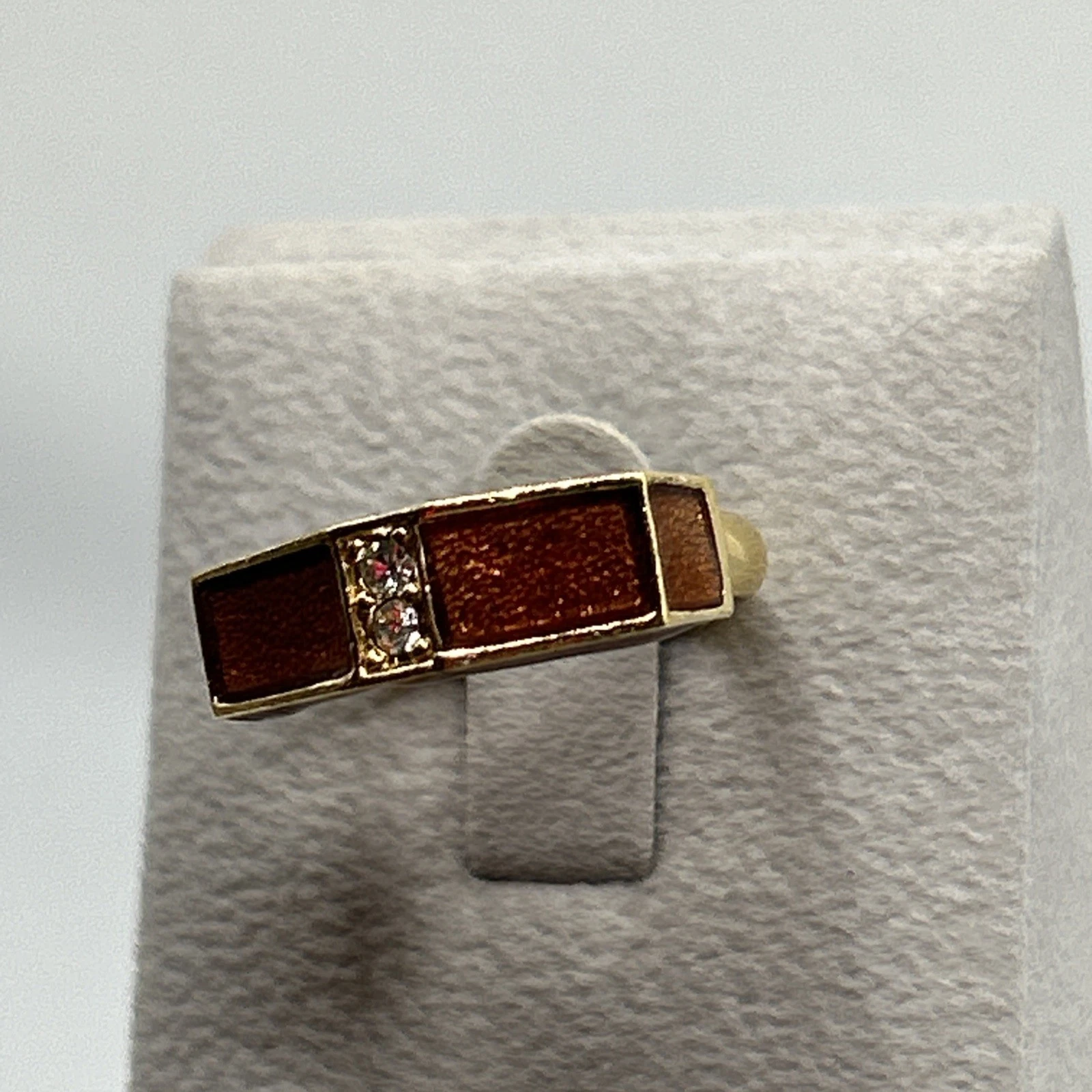 Bague vintage fantaisie  Doré Orange Avec Strass Blanc . Taille 55