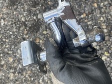 Harley Davidson Panhead pala 52699-65 supporto poggiapiedi e staffa 