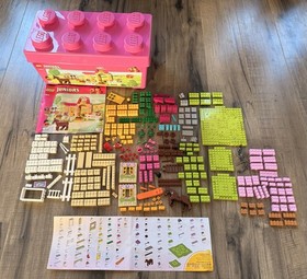 Lego Juniors 10674 Pony Farm COMPLETE Pink Storage Brick Manuals RETIRED Stables