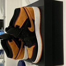 Jordan Air Jordan 1 Retro High OG Black Orange Men's Athletic Shoes