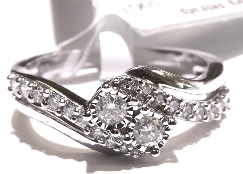 New 10k White Gold .50ct SI2 H Round Diamond 2 Stone Ring 3.9g Size 7