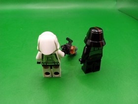 Lego Republic Trooper Minifigure Star Wars 75001 + Sith Trooper