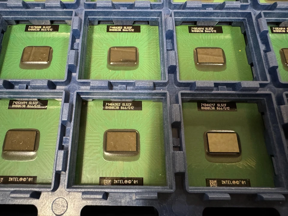 Vintage & New Intel Pentium III 866 Mobile uPGA 479 RH80530GZ866512 SL5CF - Image 2 of 4