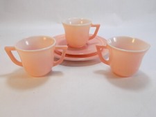 VINTAGE HAZEL ATLAS MILK GLASS LITTLE HOSTESS TEA SET PASTEL PINK ADORABLE 