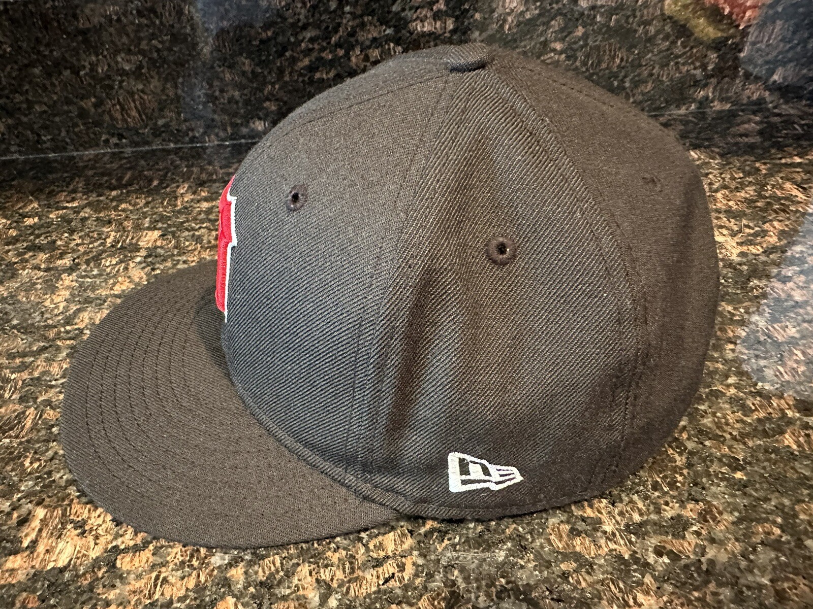 Picture 3 of 9