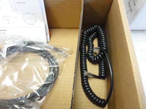 Polycom VVX500 Executive Business Media IP Phone PoE (2200-44500-001) WITH POWER - Picture 7 of 9