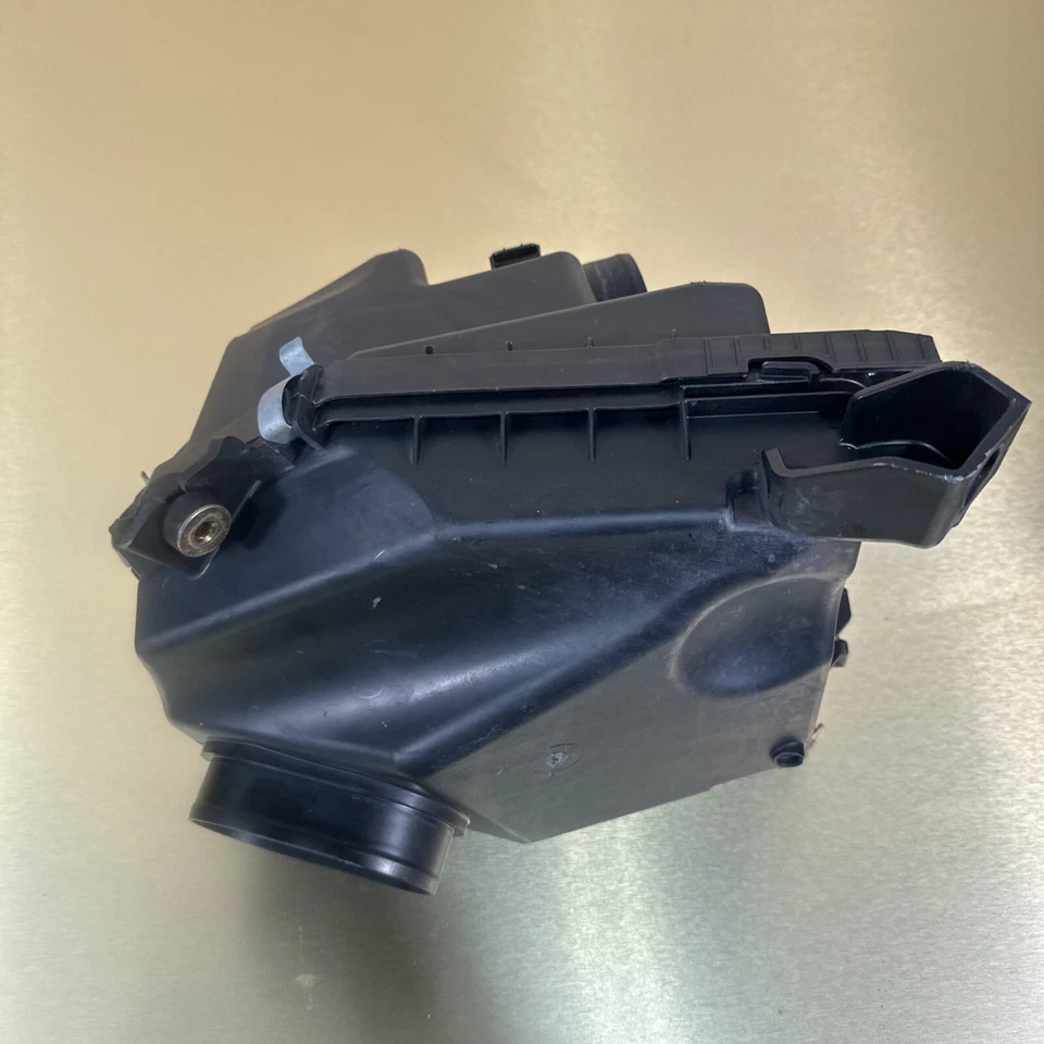 КОРПУС КОРОБКИ ВОЗДУШНОГО ФИЛЬТРА 2016-2018 HONDA CR-V J11 - Изображение 3 из 4