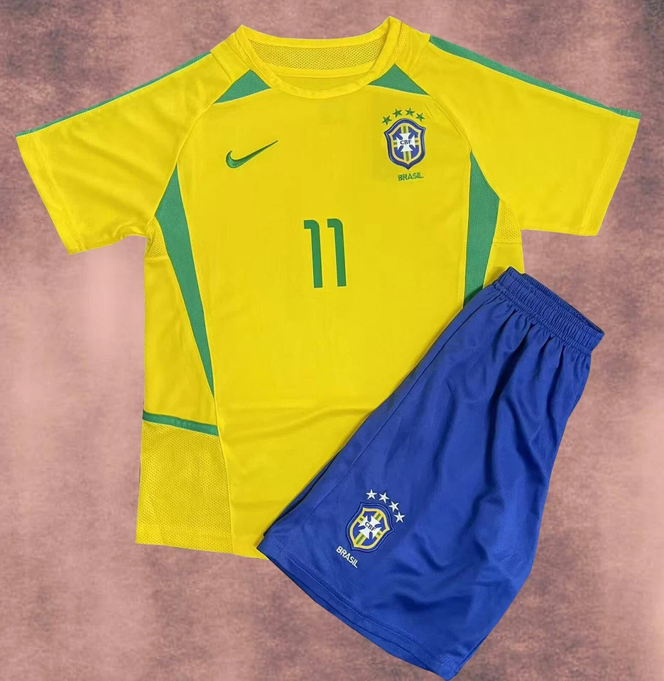 Brazil 2002 National Team Youth Jersey - Ronaldinho Edition - Special Release - Image 4 of 4