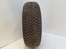 195/65R15 95V Michelin CROSS CLIMATE2 5.2mm of Tread Part Worn Tyre Warrantied